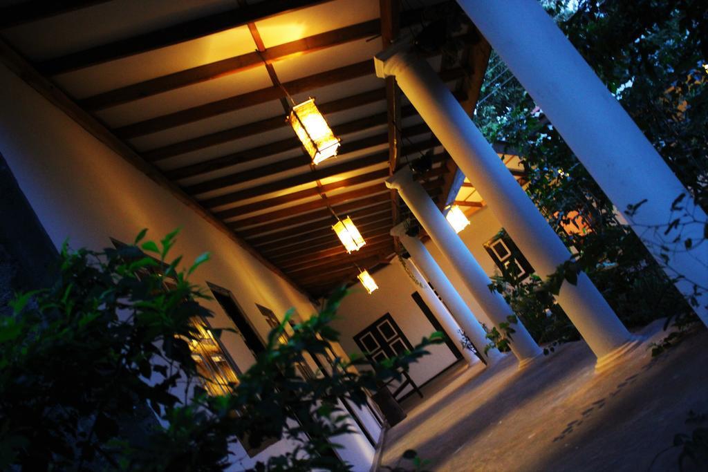 The Courtyard Villa Sigiriya Esterno foto